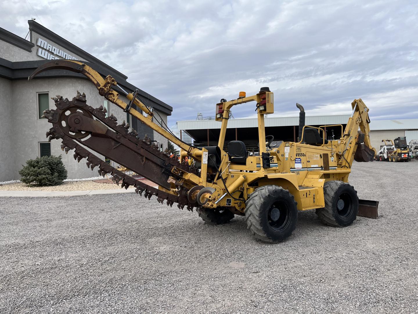 ./imagenes/INVOICE/2019/16809/ZANJADORA VERMEER V8550A (3).JPG